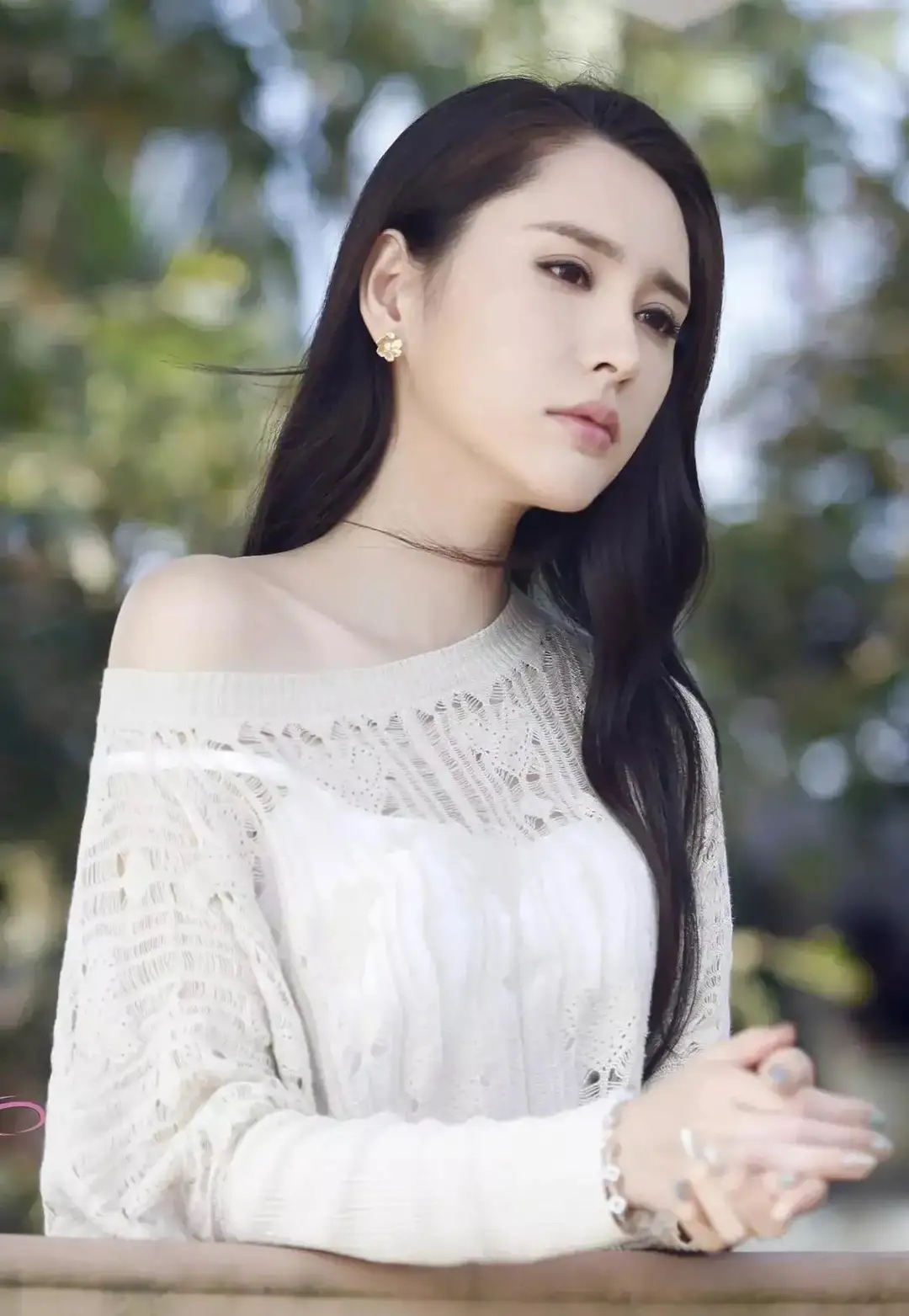 女星江铠同,青春靓丽,气质高雅