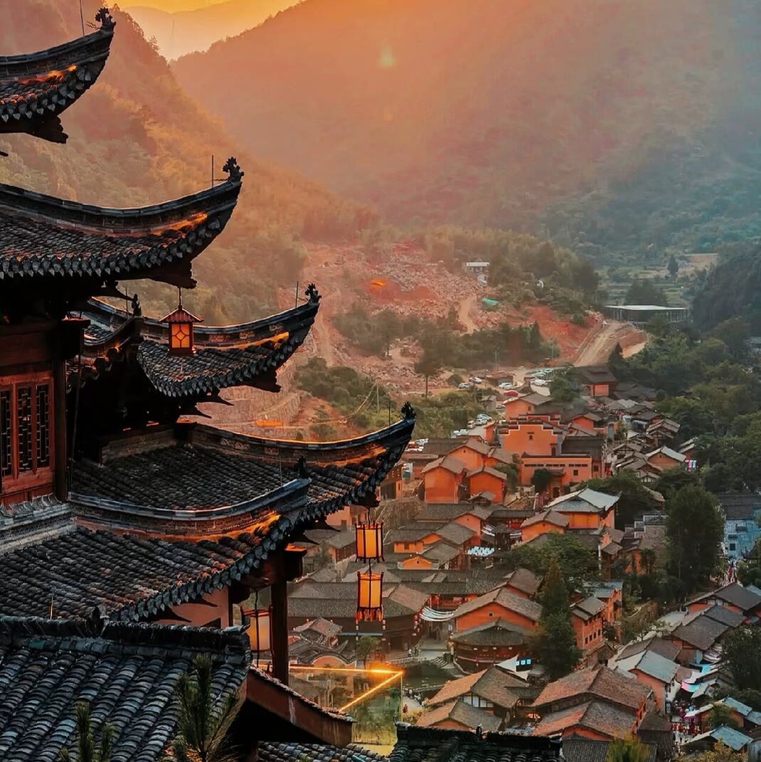 望仙谷,一个位于江西省上饶市广信区望仙乡的景区,是一处国家aaaa级