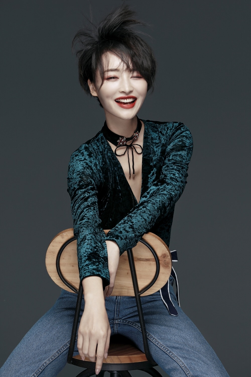 杨洋,1989年6月8日出生于江西省赣州市章贡区,中国内地女演员,歌手