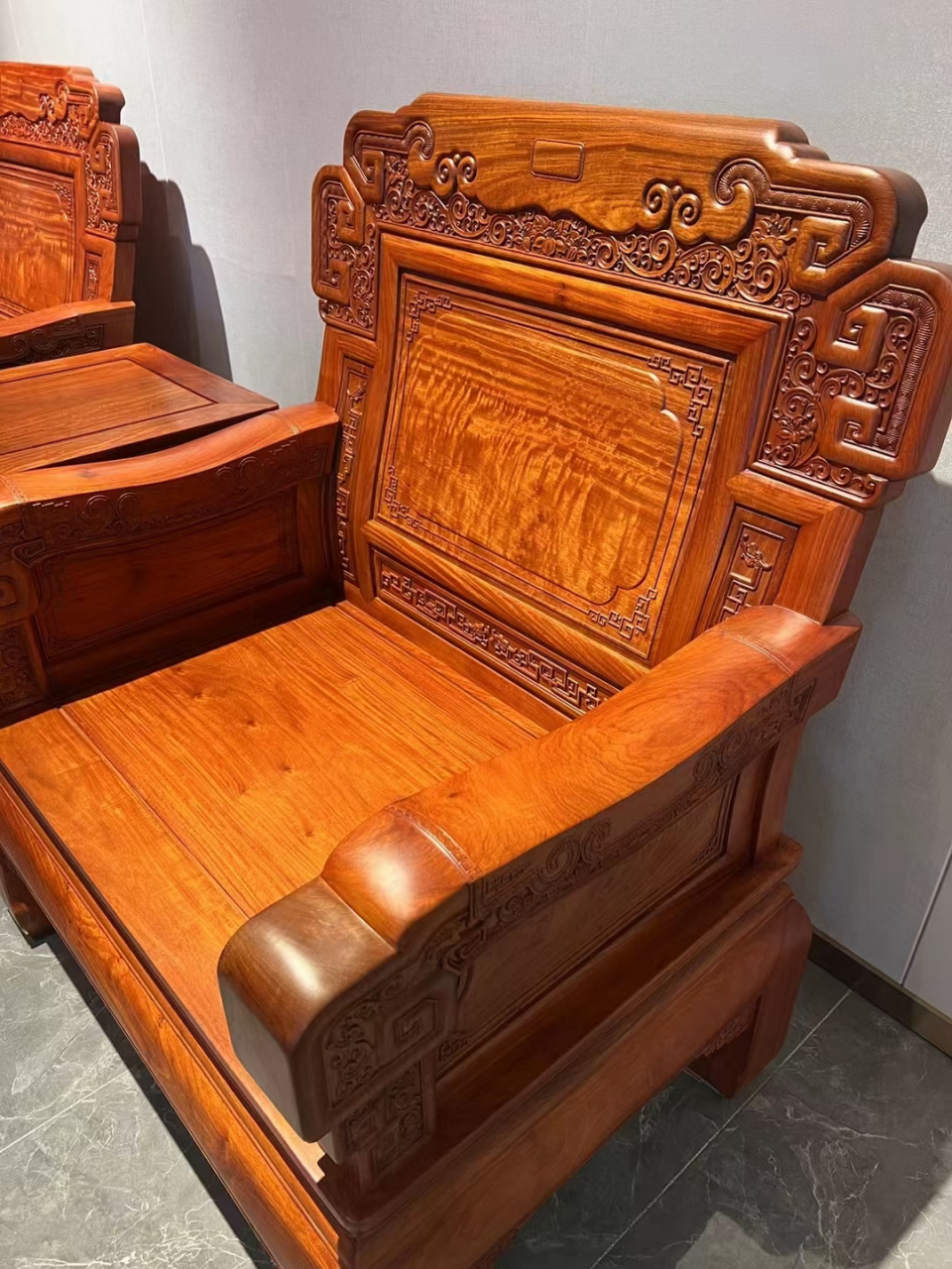 鸿福沙发 缅甸花梨(大果紫檀) 新货刚出炉,细磨打蜡 有没有喜欢的