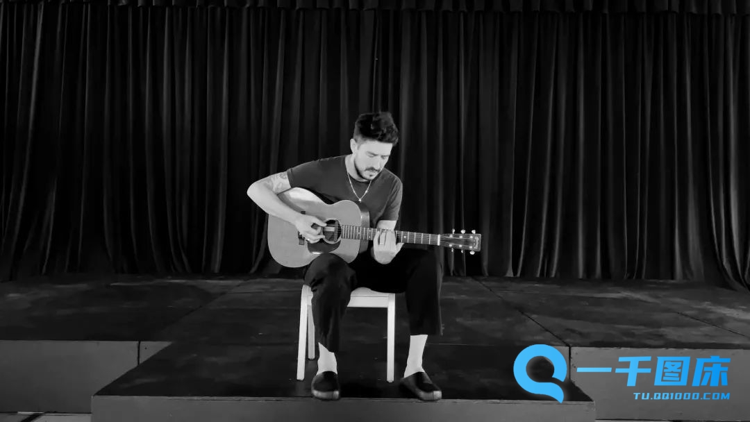 知名导演斯皮尔伯格用iPhone执导拍摄了一部音乐视频-QQ1000资源网