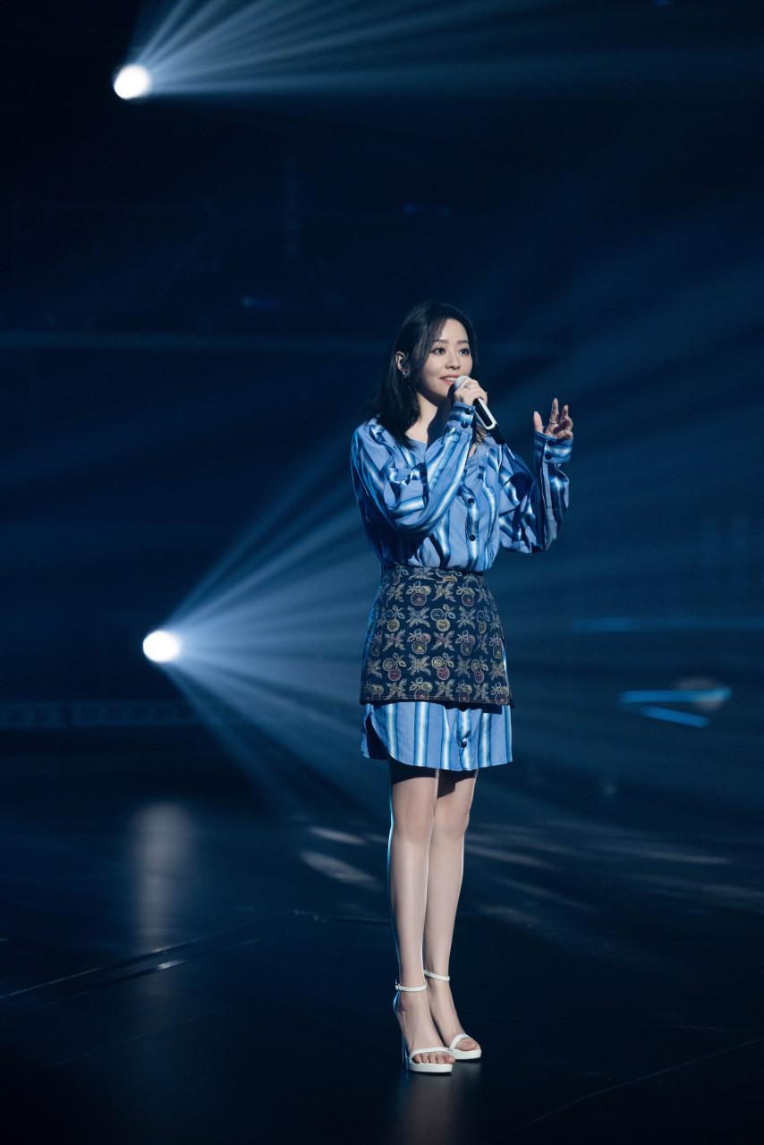 张靓颖  美腿玉足合集