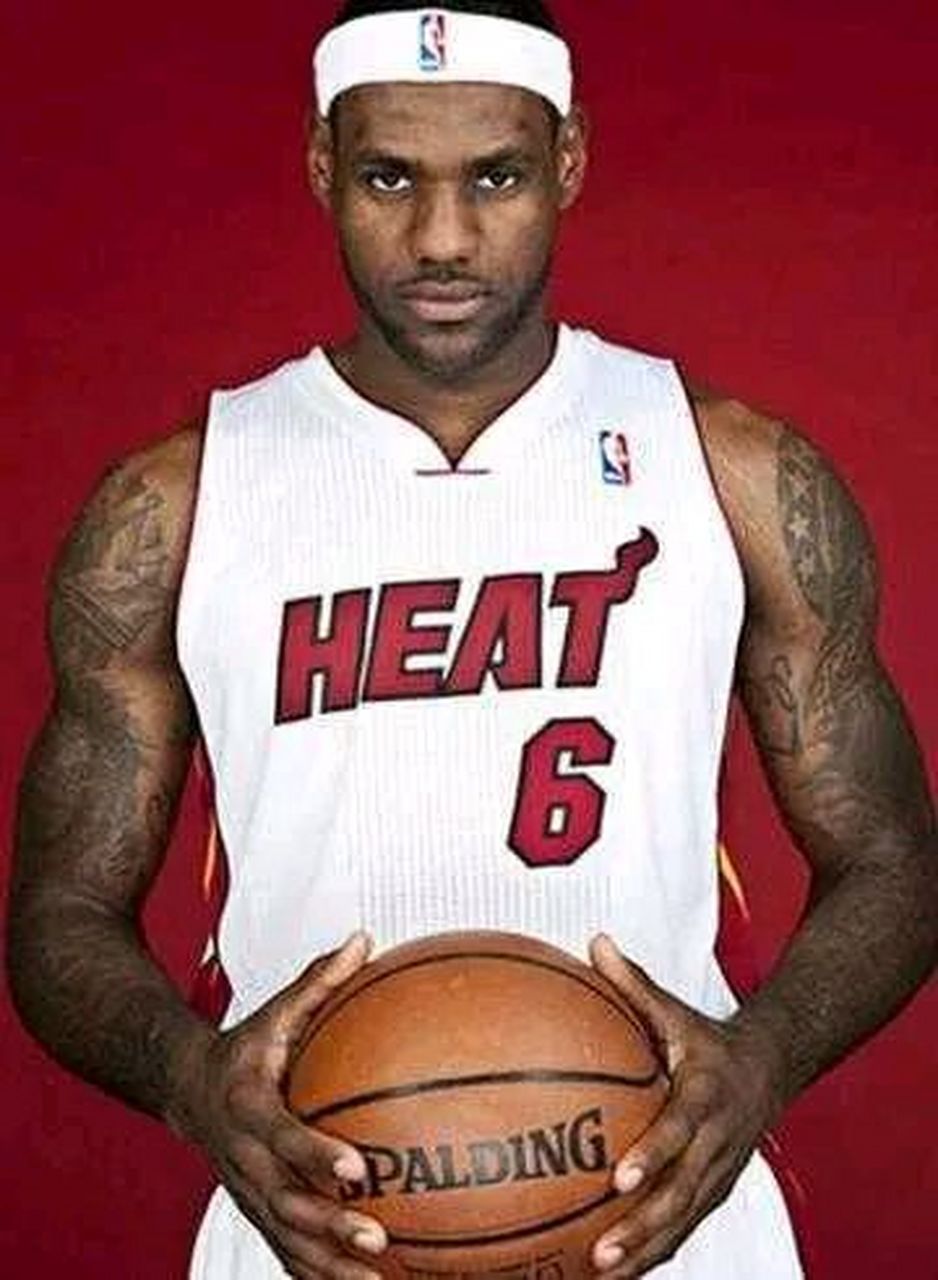 我的观点: 乔丹和詹姆斯历史地位并列第一!