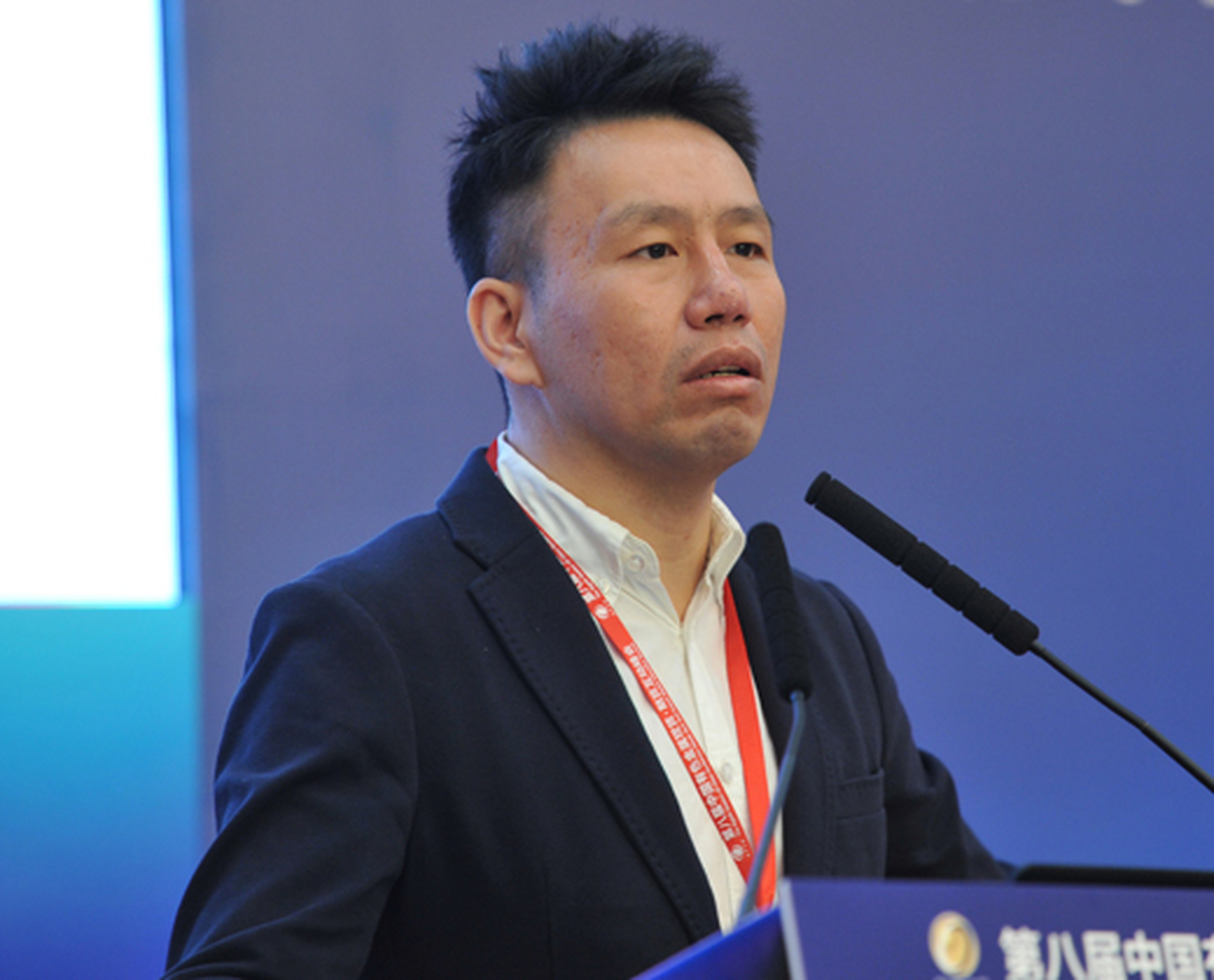 经济学家付鹏呼吁直接给老百姓发现金促消费?