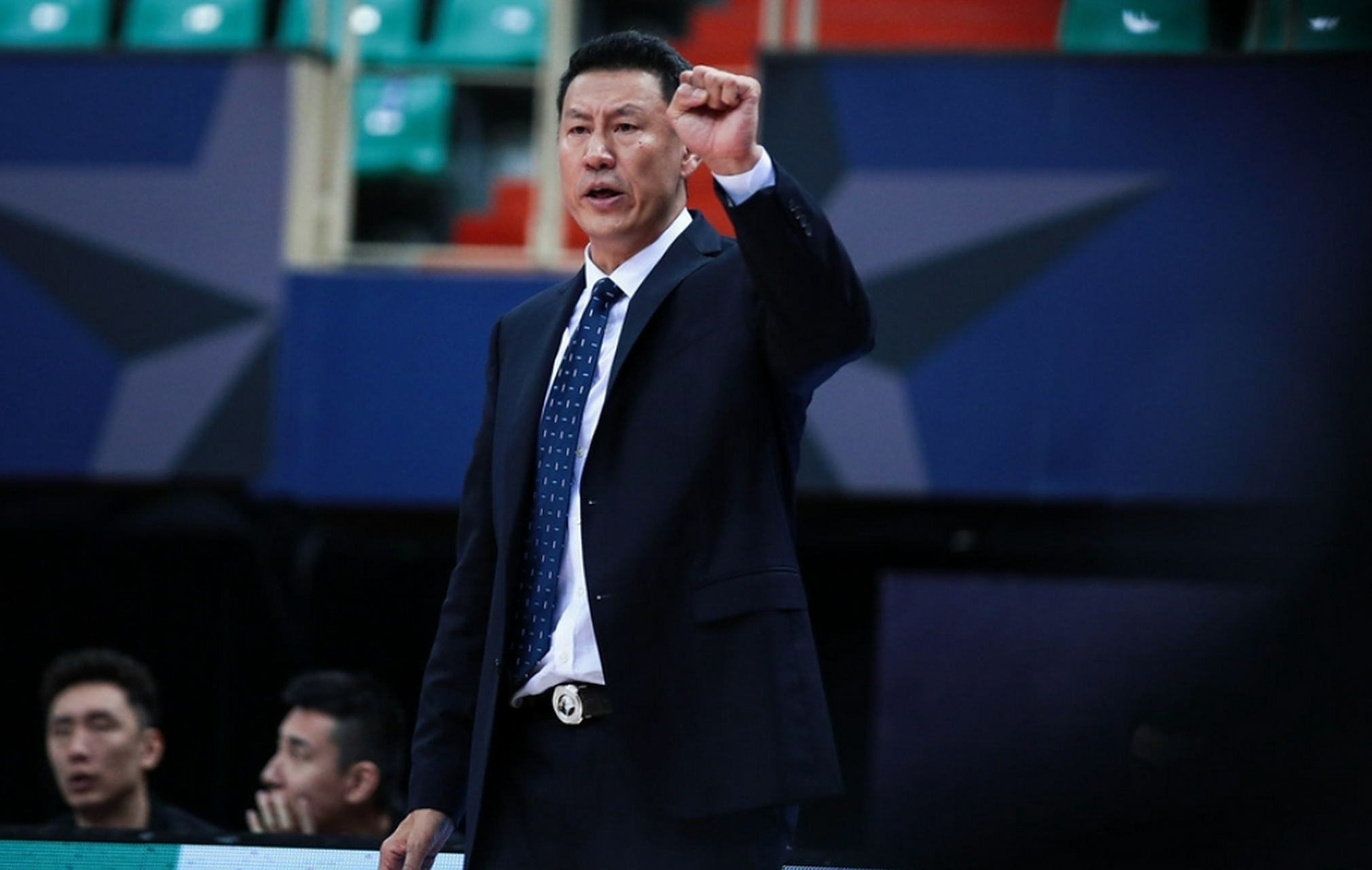 不过李楠还比较年轻,3年之后,继续在cba当主教练的可能性是存在的.