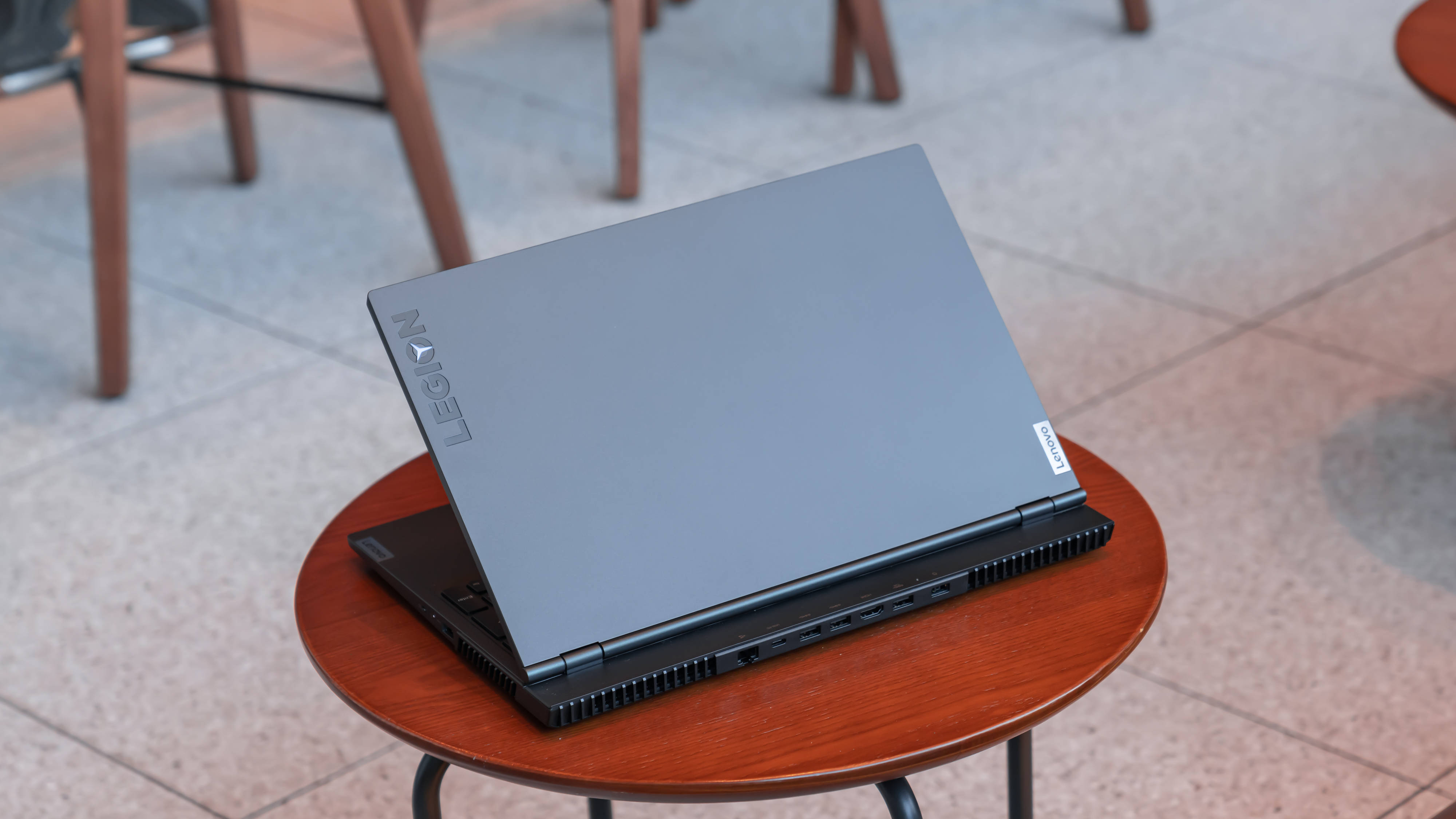 联想拯救者r7000p搭载2.5k高刷屏幕,中端游戏本的不二之选