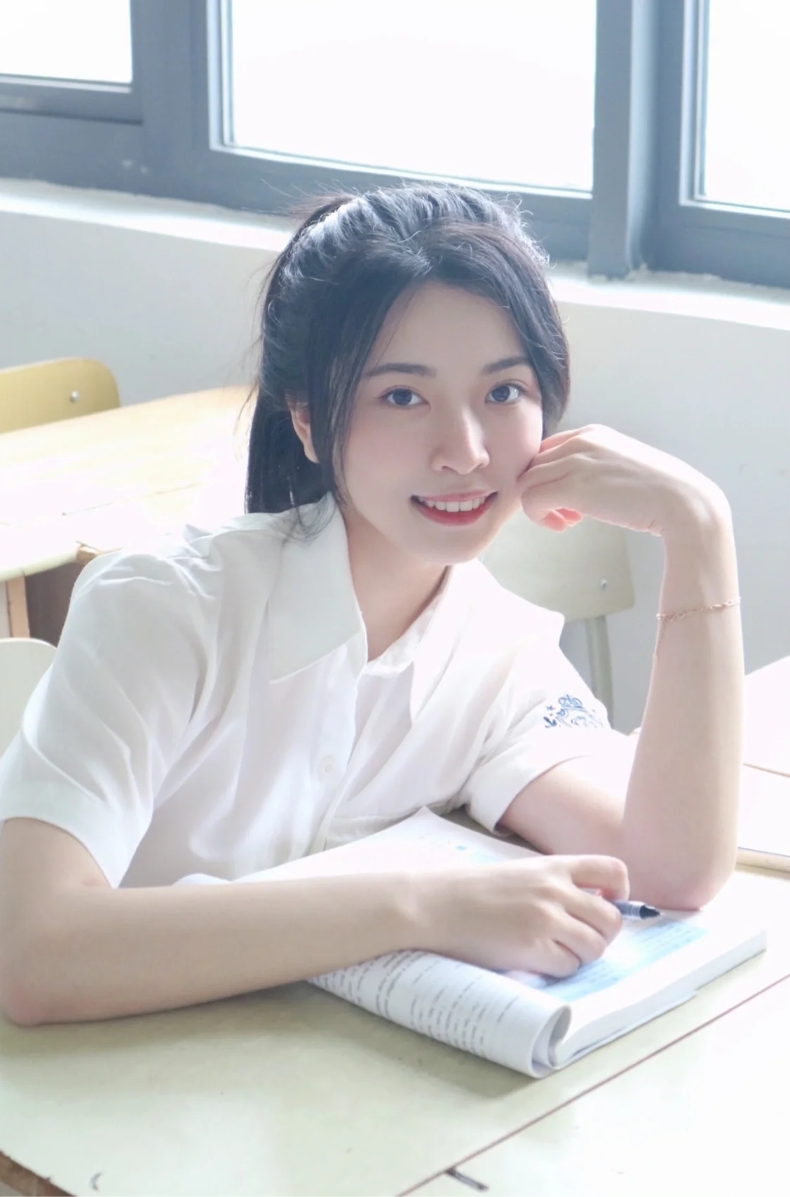 过完这个夏天我们就要说再见了,杭州师范大学女生校园写真