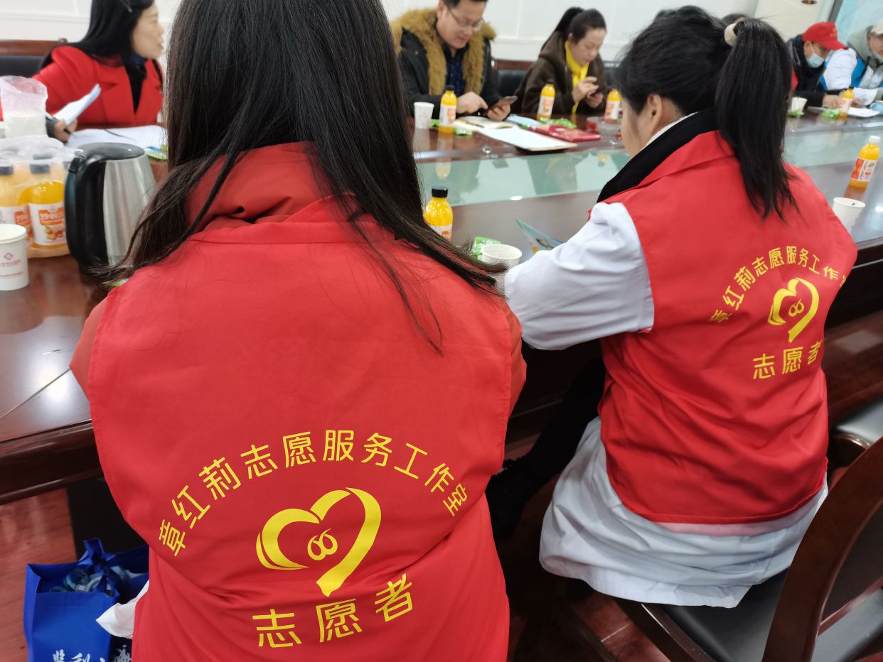 共青团监利市委副书记胡慧娟,在"五社联动"会上的讲话