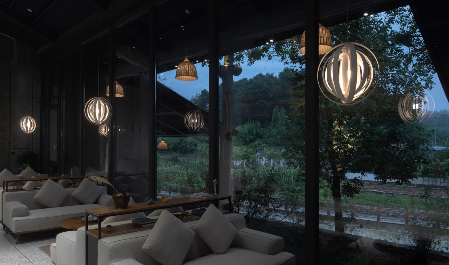 溪边的川西田园民宿