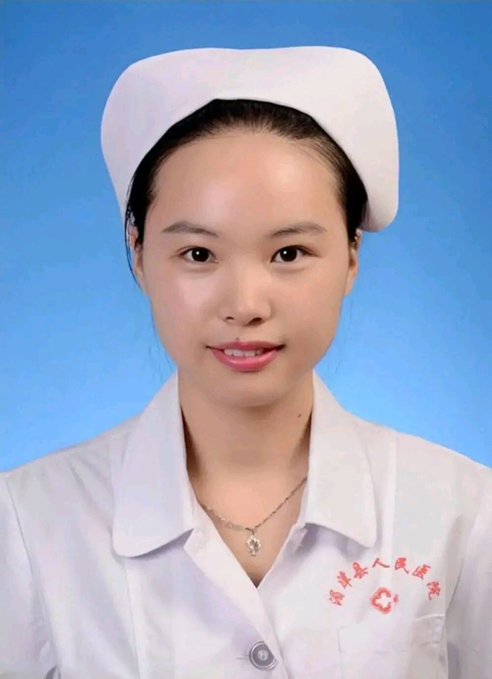 "排雷英雄"杜富国,参加妹妹杜富佳的婚礼,兄妹都是英雄