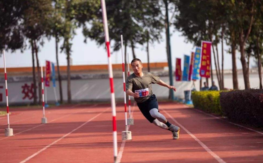 30乘2蛇形跑场地设置尺寸