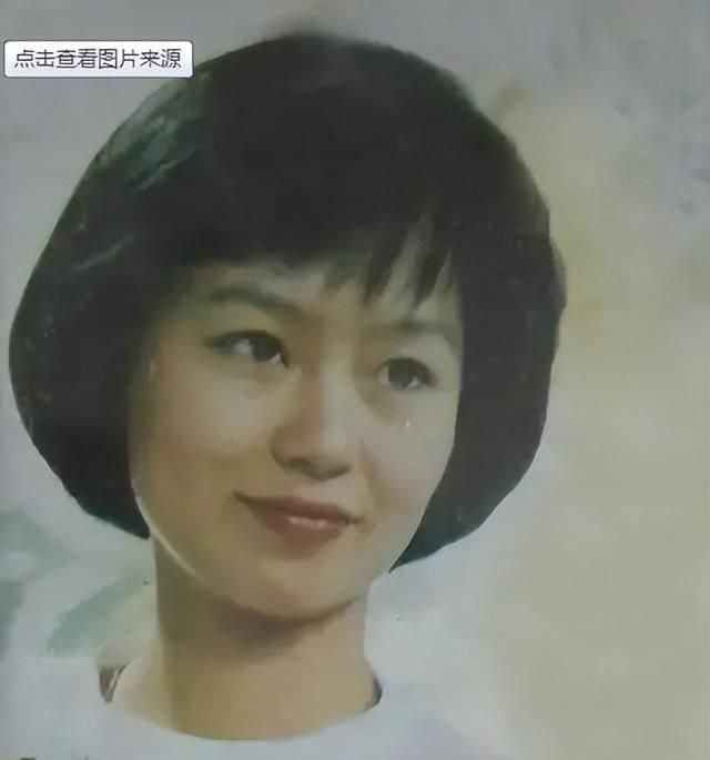 有种叫鞠萍离婚的"整容",前夫蒋启星没太大变化,她像变了个人