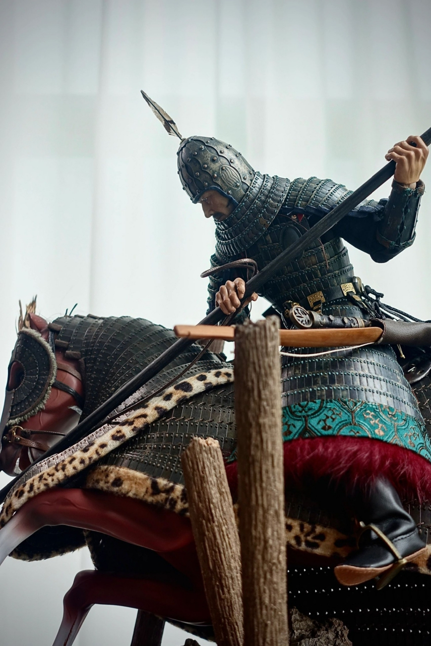 唐代具装骑兵——玄甲军 史料记载秦王李世民率3500名玄甲军在虎牢关