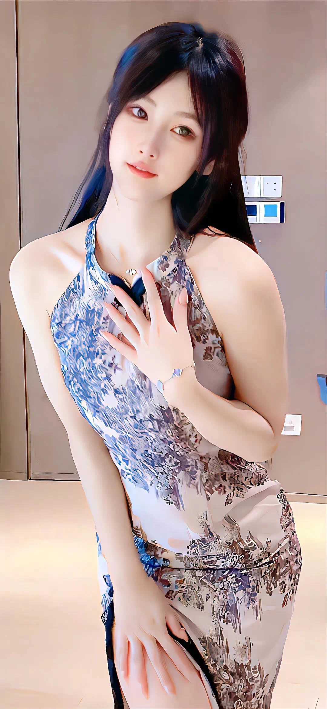 这绝对是白富美级别的小姐姐