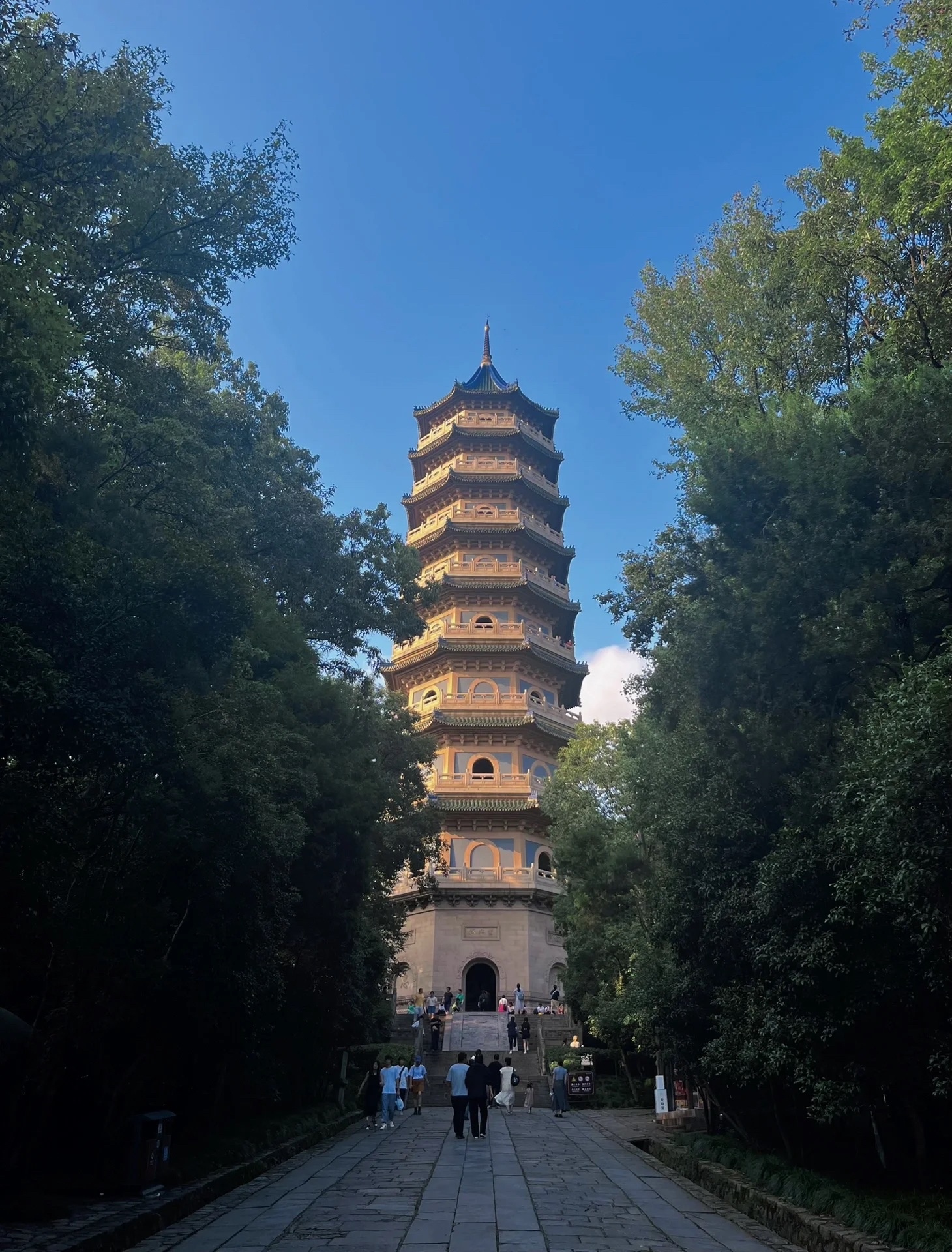 灵谷寺中秋国庆探秘指南