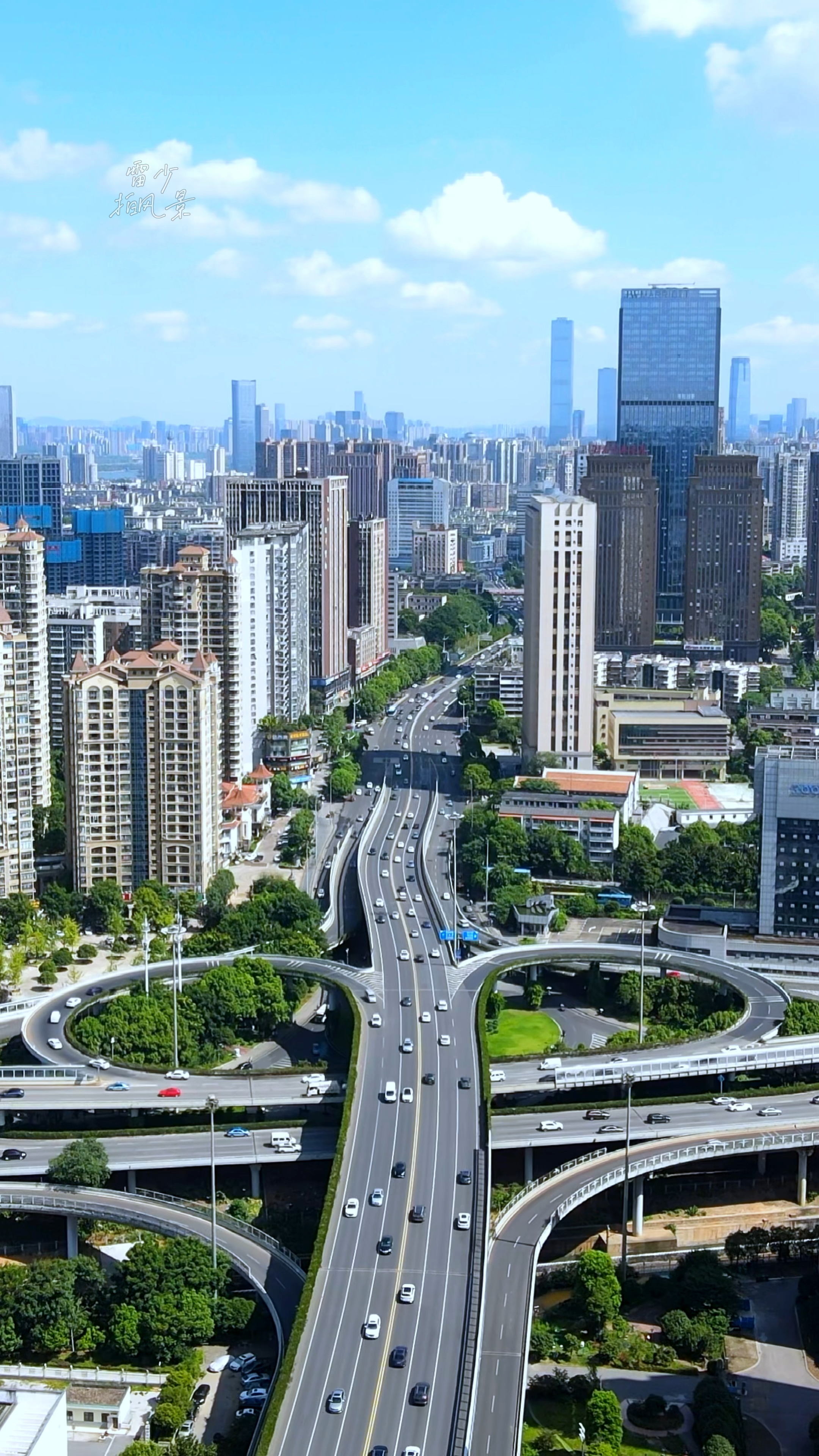 新中路立交桥,航拍太壮观了,长沙发展不错