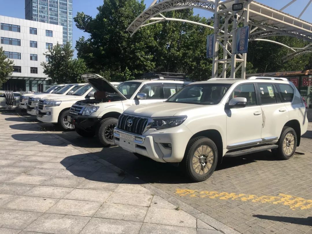 为什么有人去天津港买车?车和4s店有区别吗,为什么这么便宜?