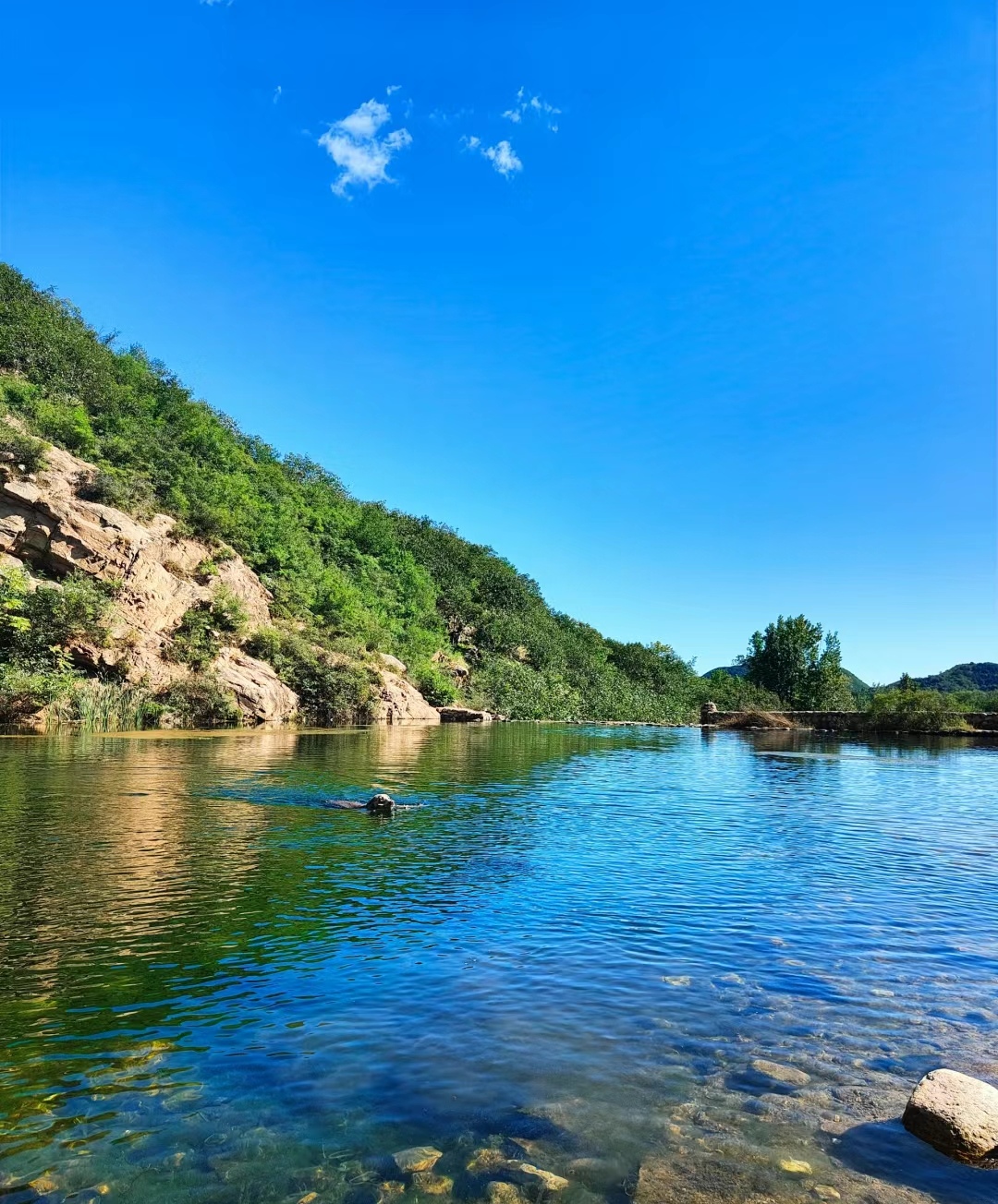 云蒙三峪白道峪是一处被誉为天然画廊的美丽风景名胜区