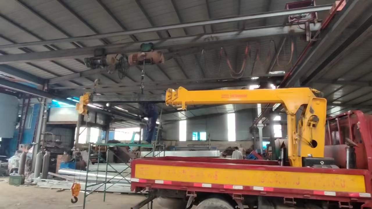 临沂万强建筑工程机械吊车维修保养