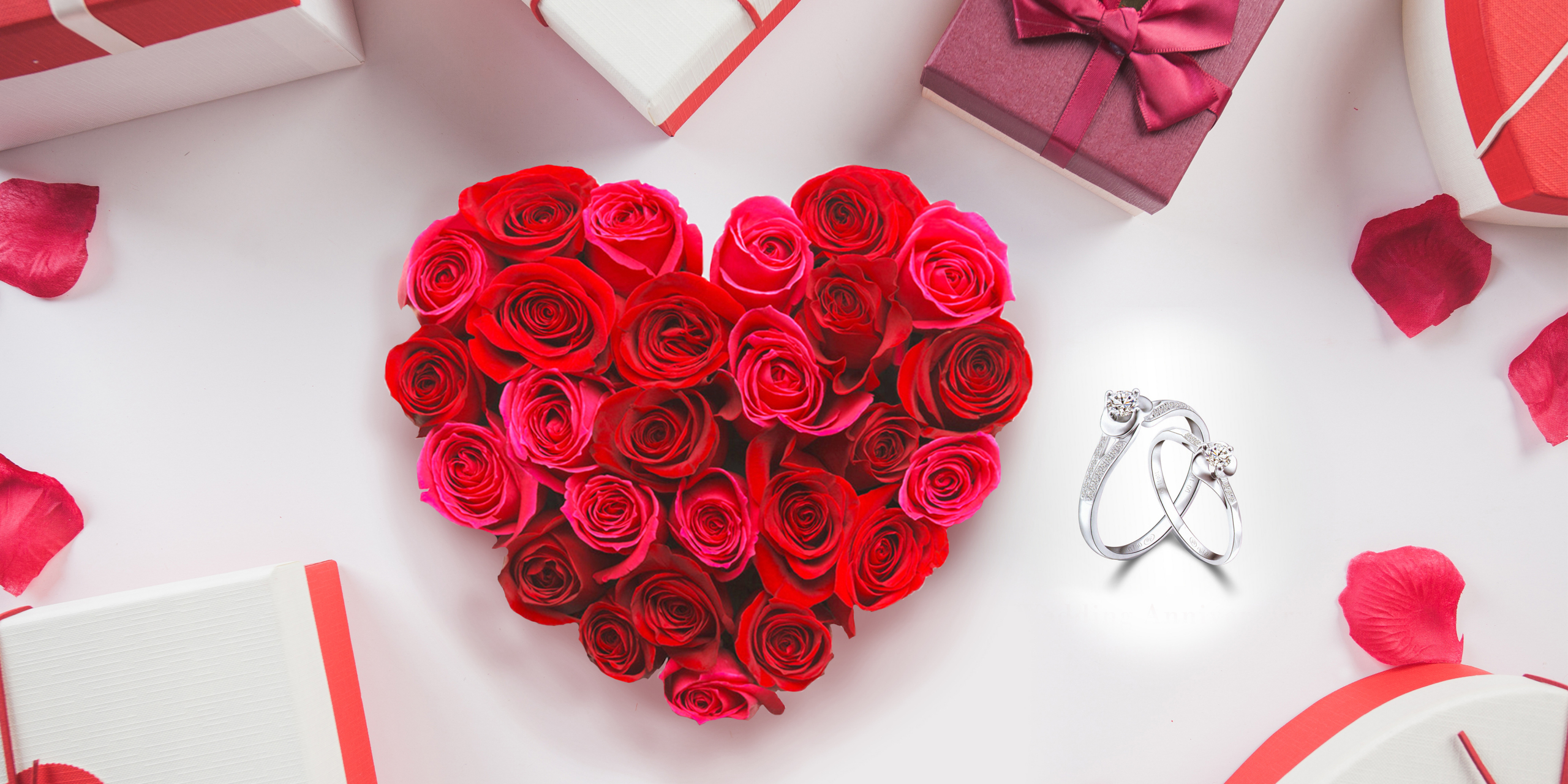 在这个特殊的时刻,您可以使用以下几种方式来恭喜别人订婚:  1.