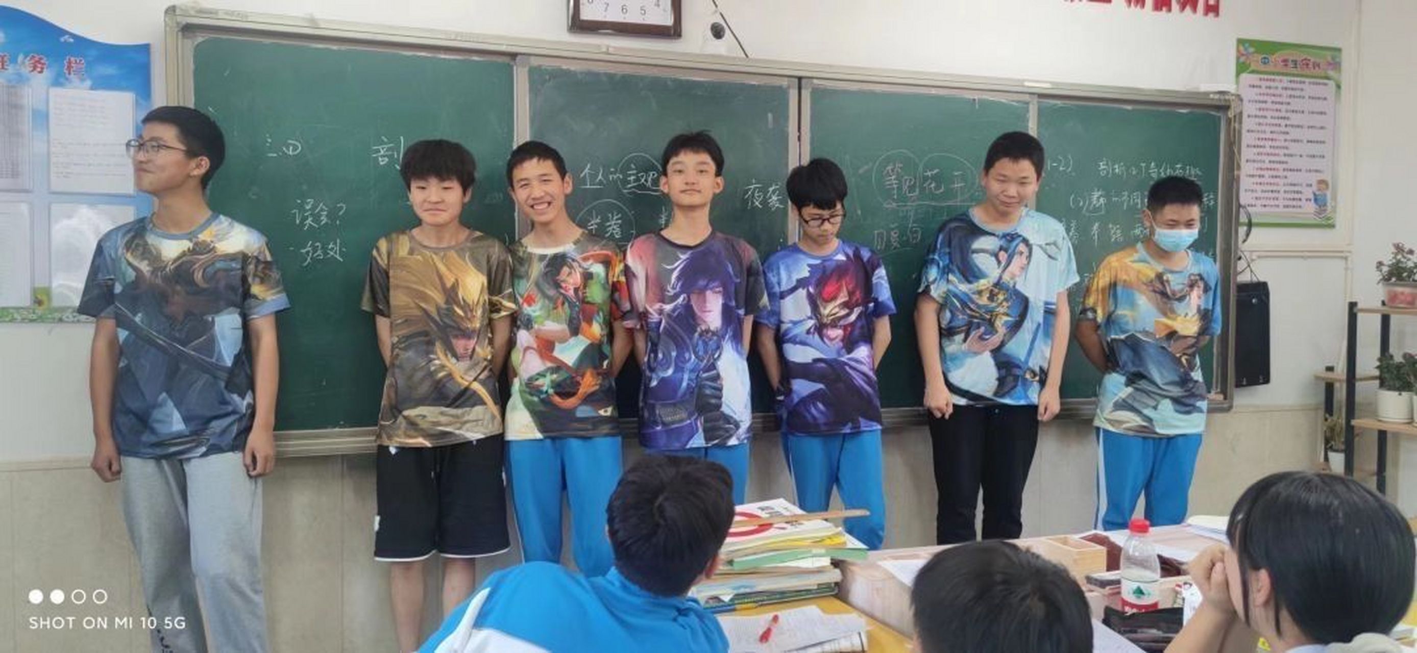 请选择你的英雄