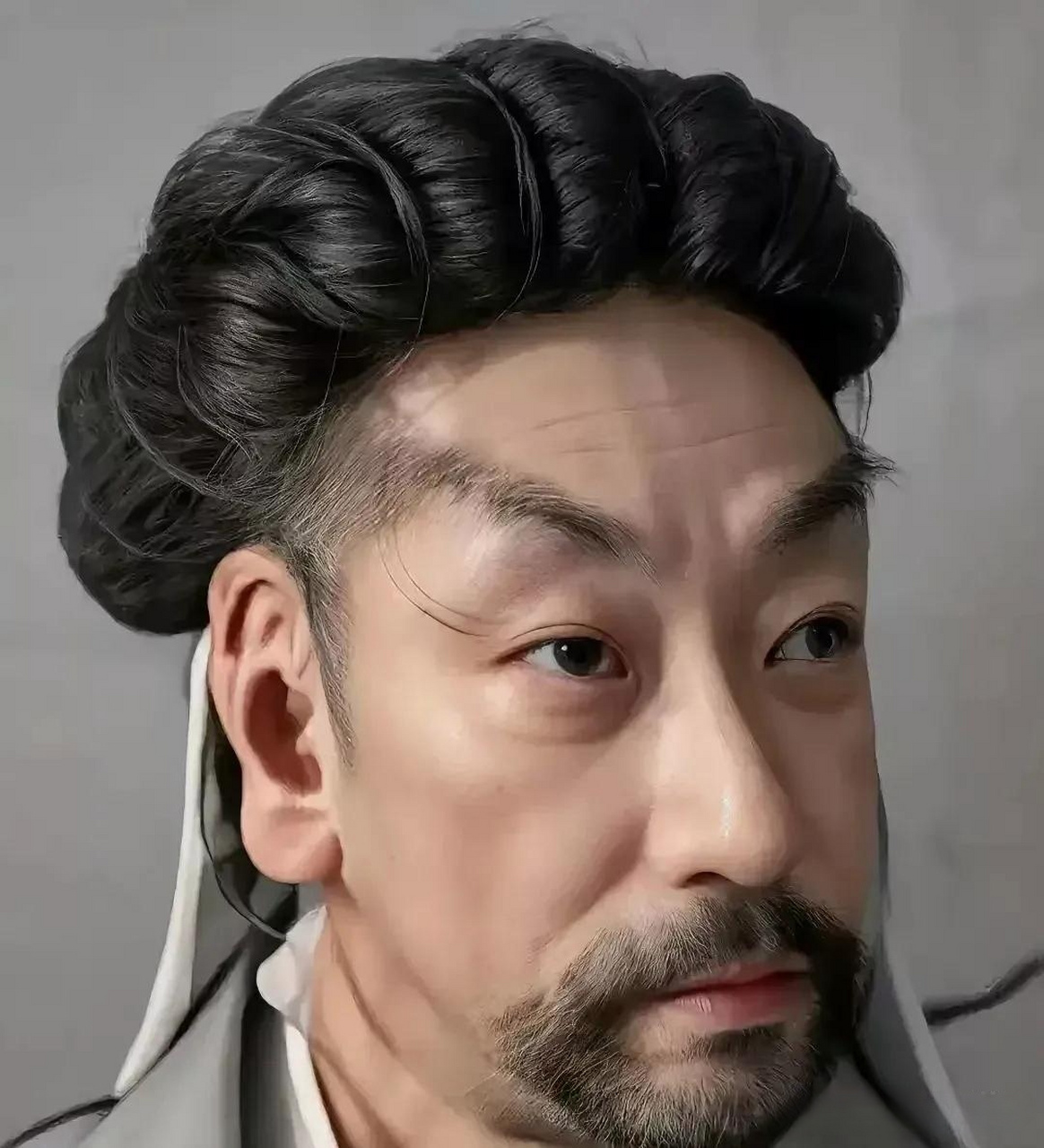 初出茅庐,就能三分天下,为刘备蜀汉政权立下了赫赫战功.