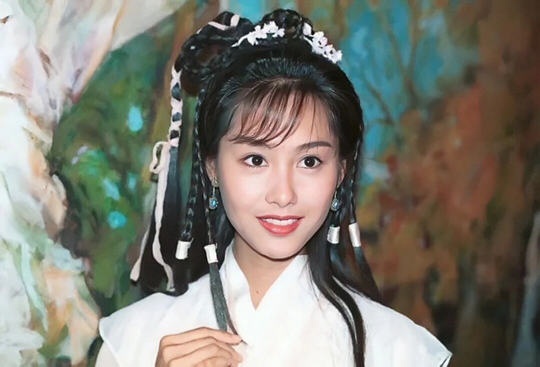 朱茵版黄蓉,很奇怪,大部分金庸武侠穿越小说女主都有她,而且还是朱茵