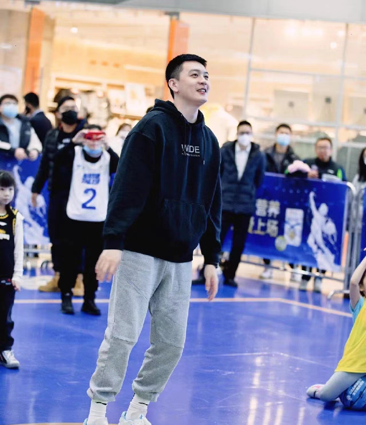 195cm杨鸣才是顶级天菜!不仅长得帅身材也太壮了!