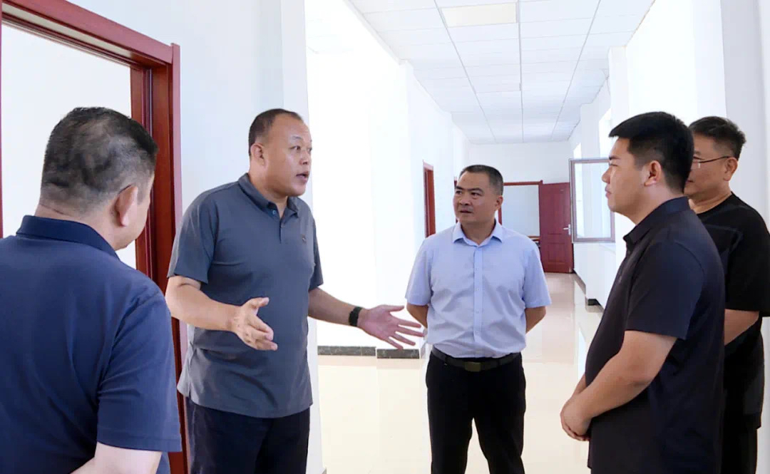 郭廓深入基层调研重点工作