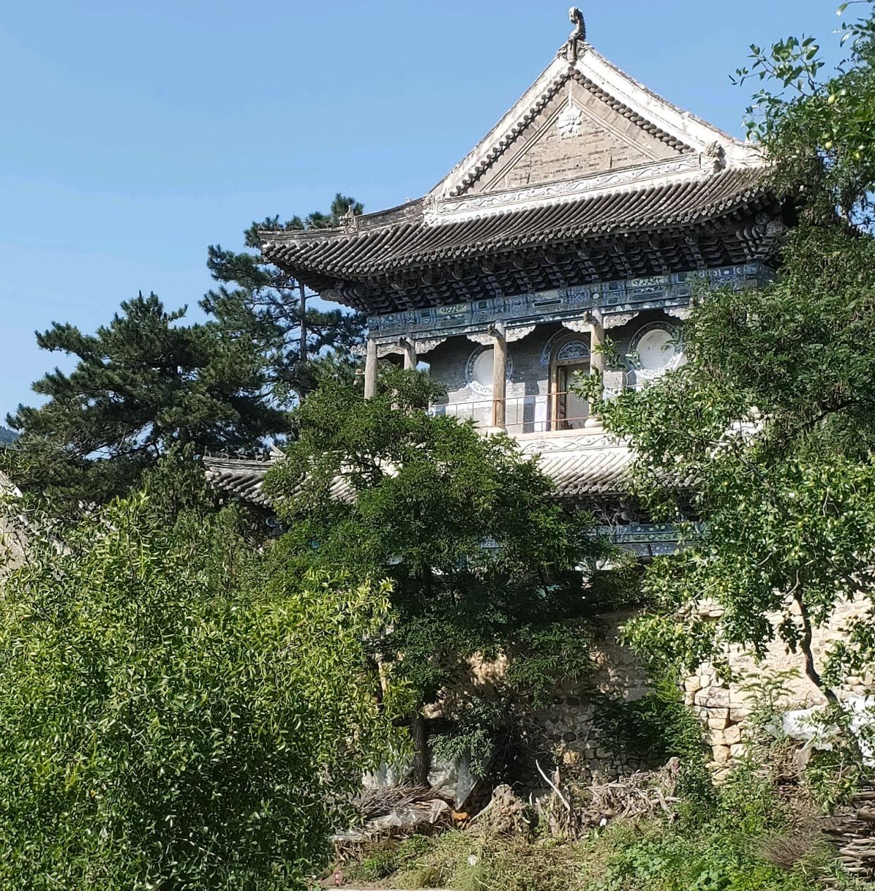 朝阳市羊山镇肖家店村,有一道教庙宇～～玉清宫