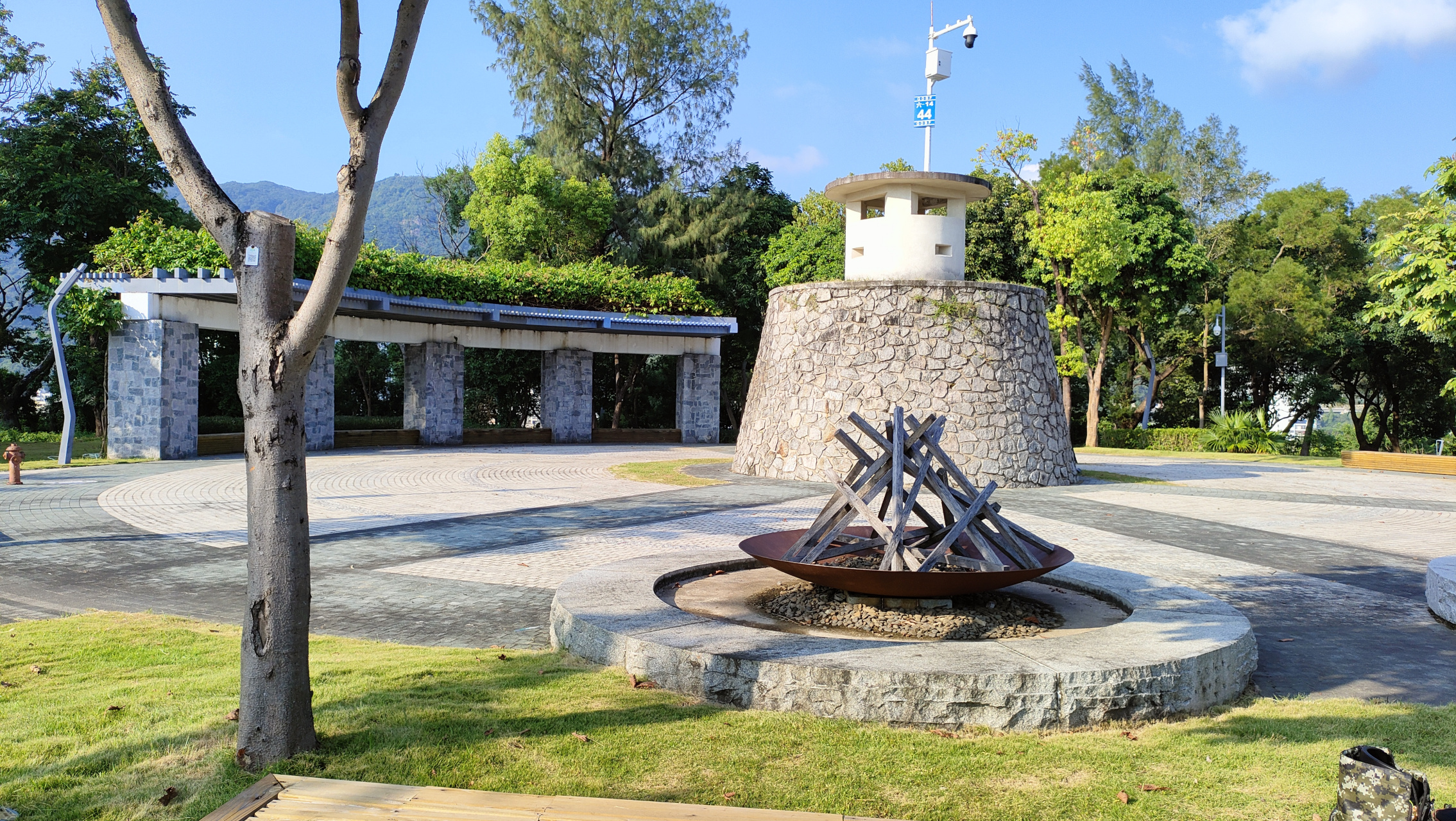 深圳盐田烟墩山风光