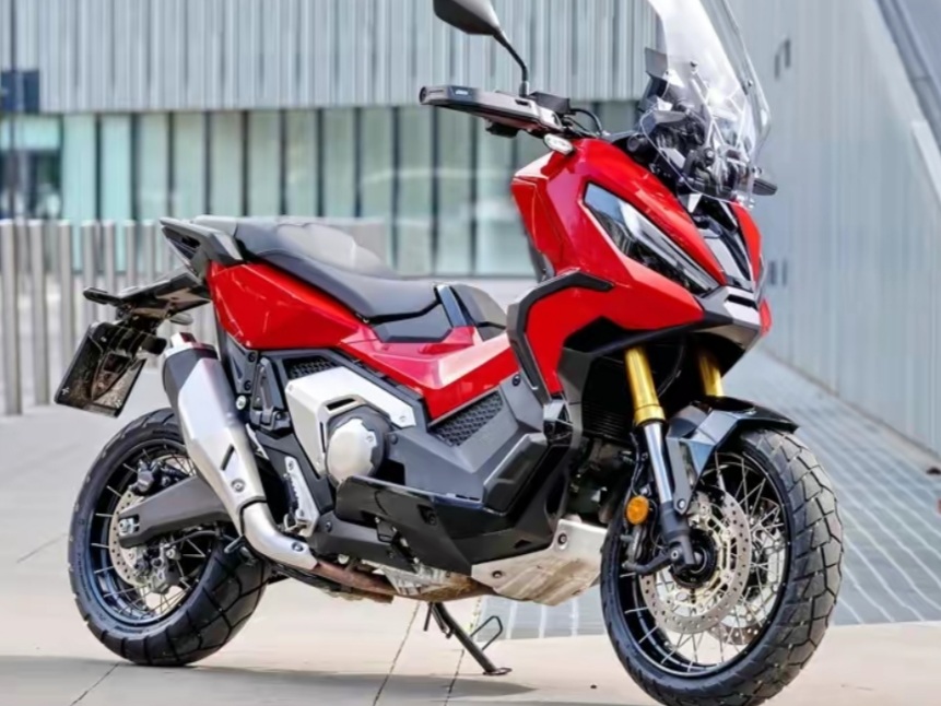 力帆kpv150升级版,开始学习本田adv750了,增加辐条轮更具越野性