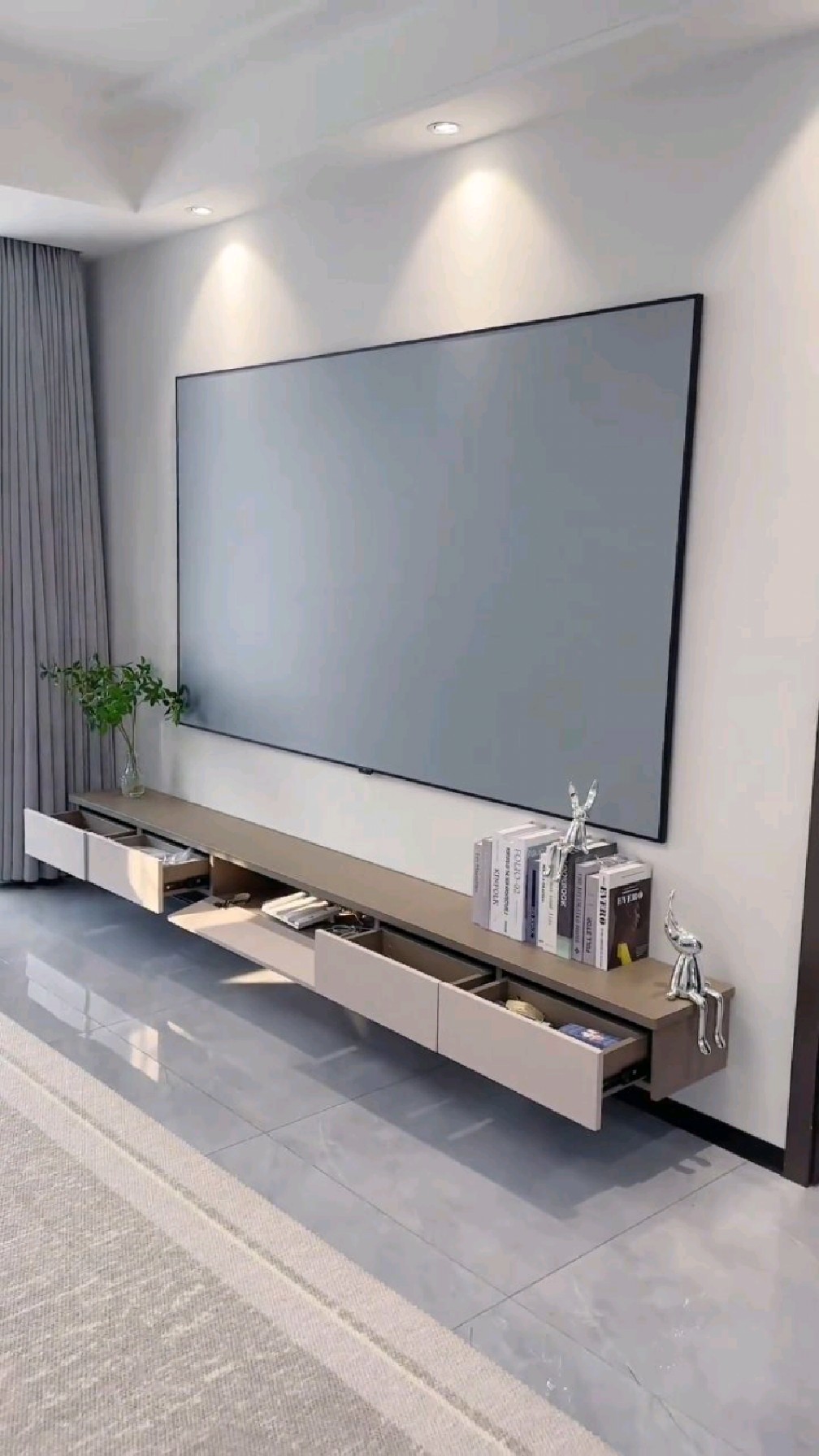 装修最不后悔的是做了悬空电视柜好看简单还没有卫生死角