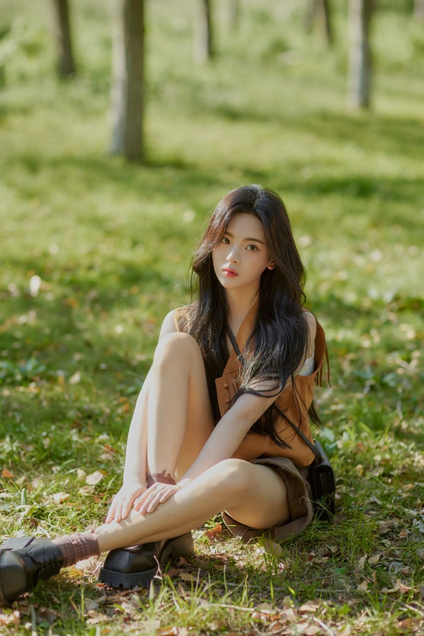 杨超越高清壁纸头像(四十二)[比心]