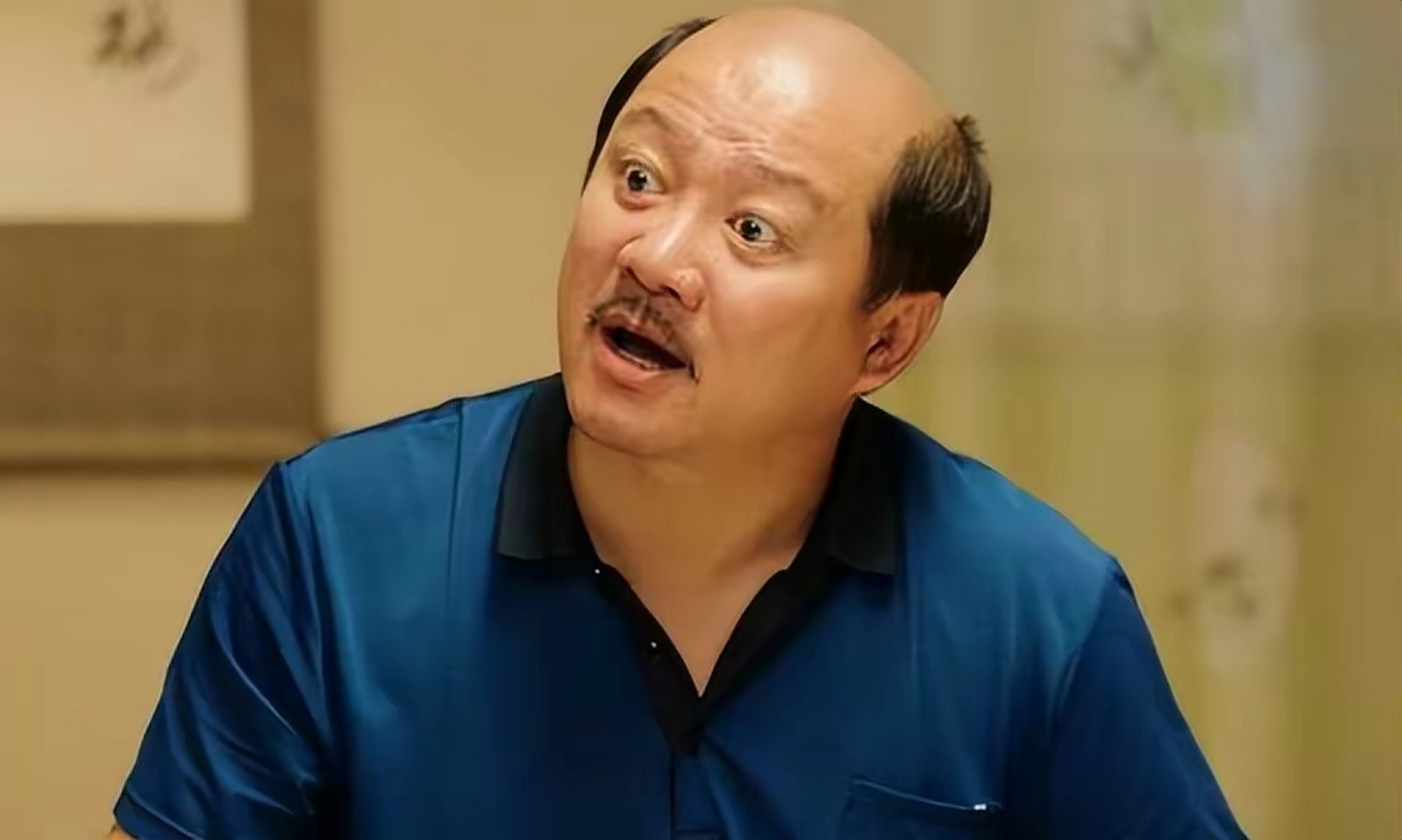 谢广坤与女学生刮蹭事件引发争议.