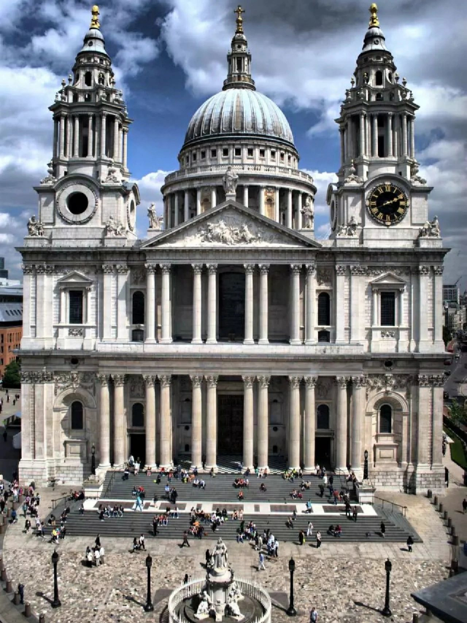 圣保罗大教堂 圣保罗大教堂(st.