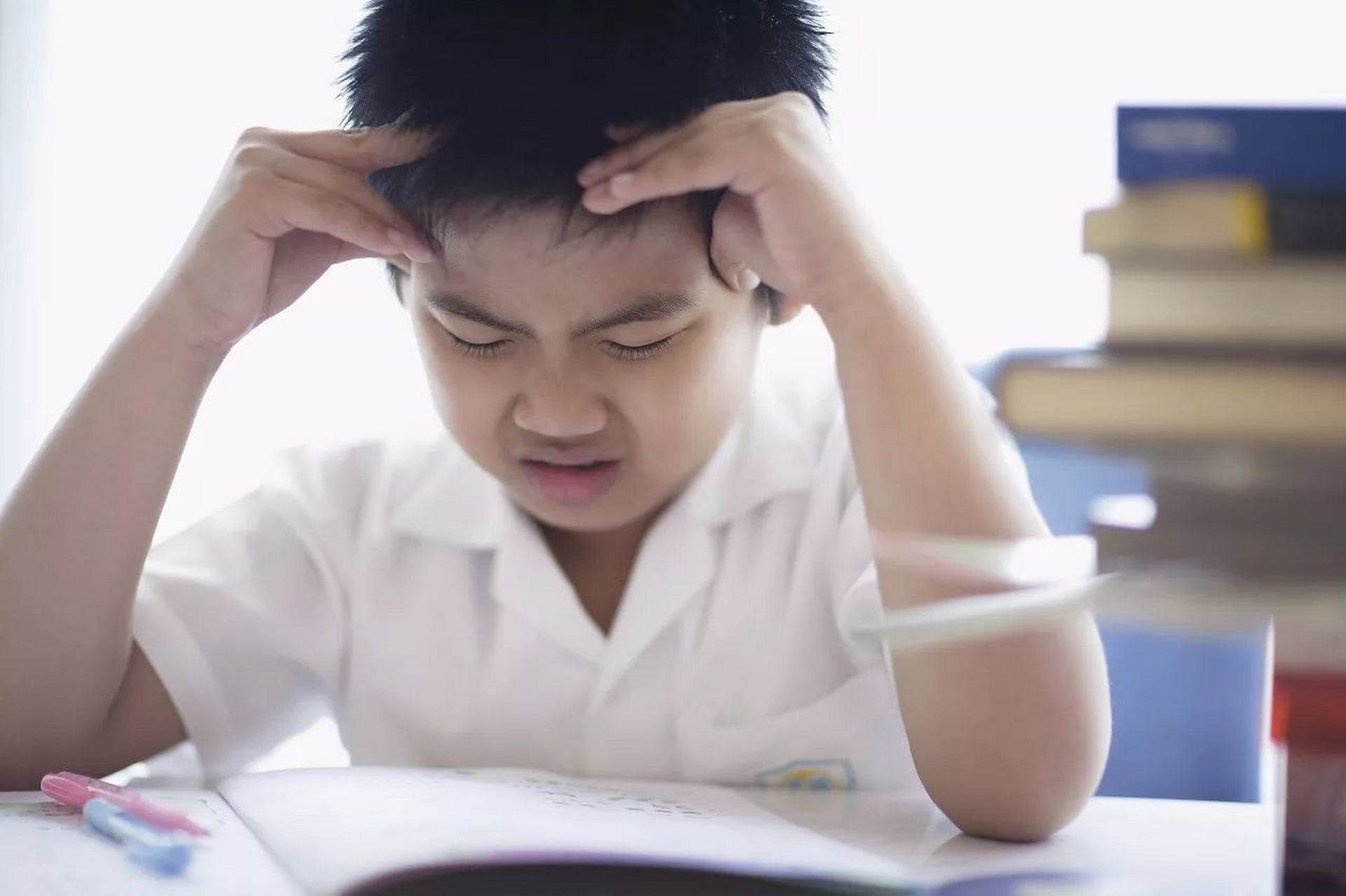 这并不是孩子本质上的问题,而是学习动力受到了损害.