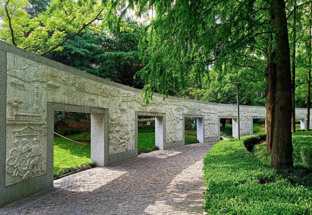 上海虹桥河滨公园形态万千的美景