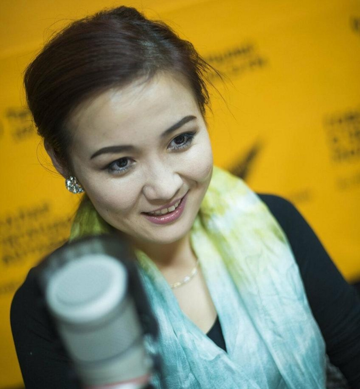 吉尔吉斯斯坦美女