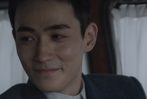 新片花里的林楠笙,经历了身份,信仰和阵营的转变,但