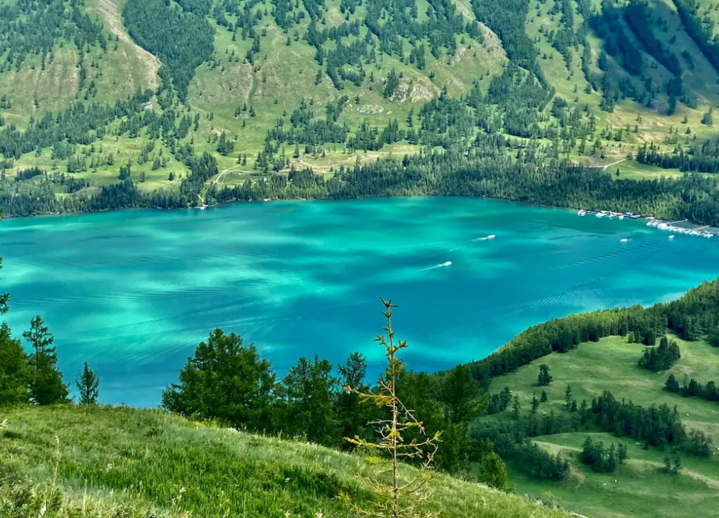 "中国最美的五大湖:迷人的风光与传奇的故事"