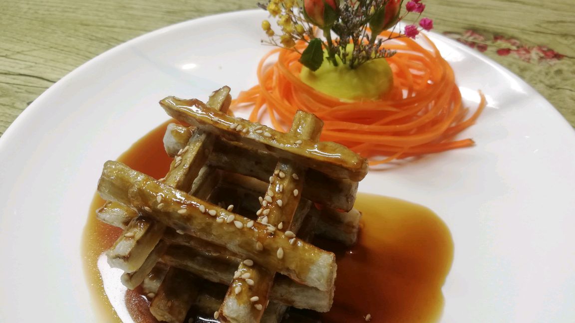 “烧汁牛蒡”的做法,1根牛蒡搭上配方烧汁,味道咸鲜浓郁