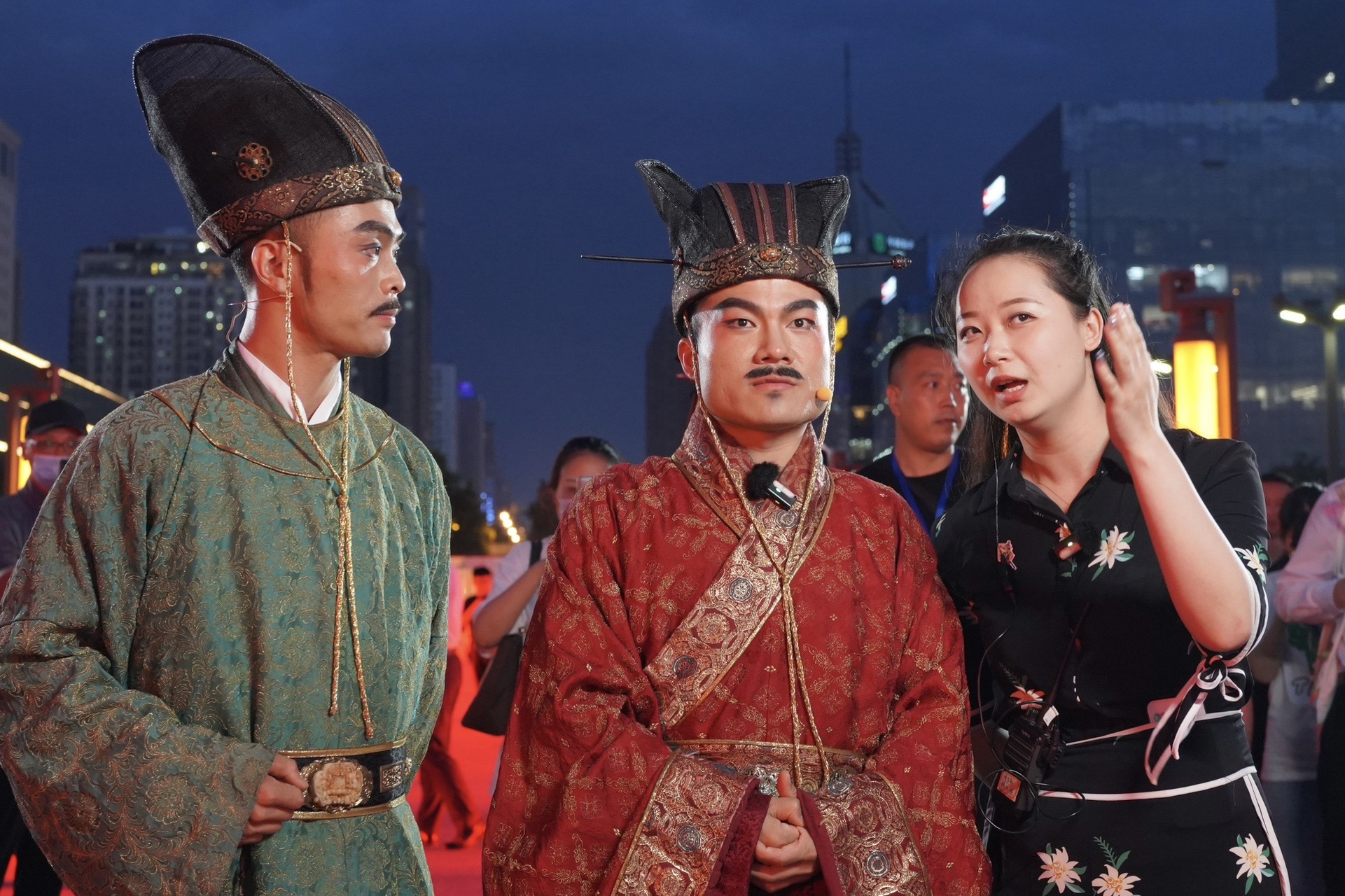 董宇辉看世界西安行: 大唐迎宾礼,董少卿迎外宾 长相思 摧心肝!