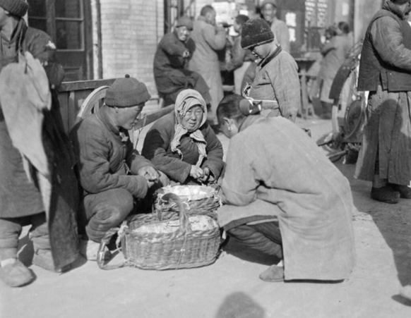 民国时期的北京,普通人的生活在90年前老照片中呈现