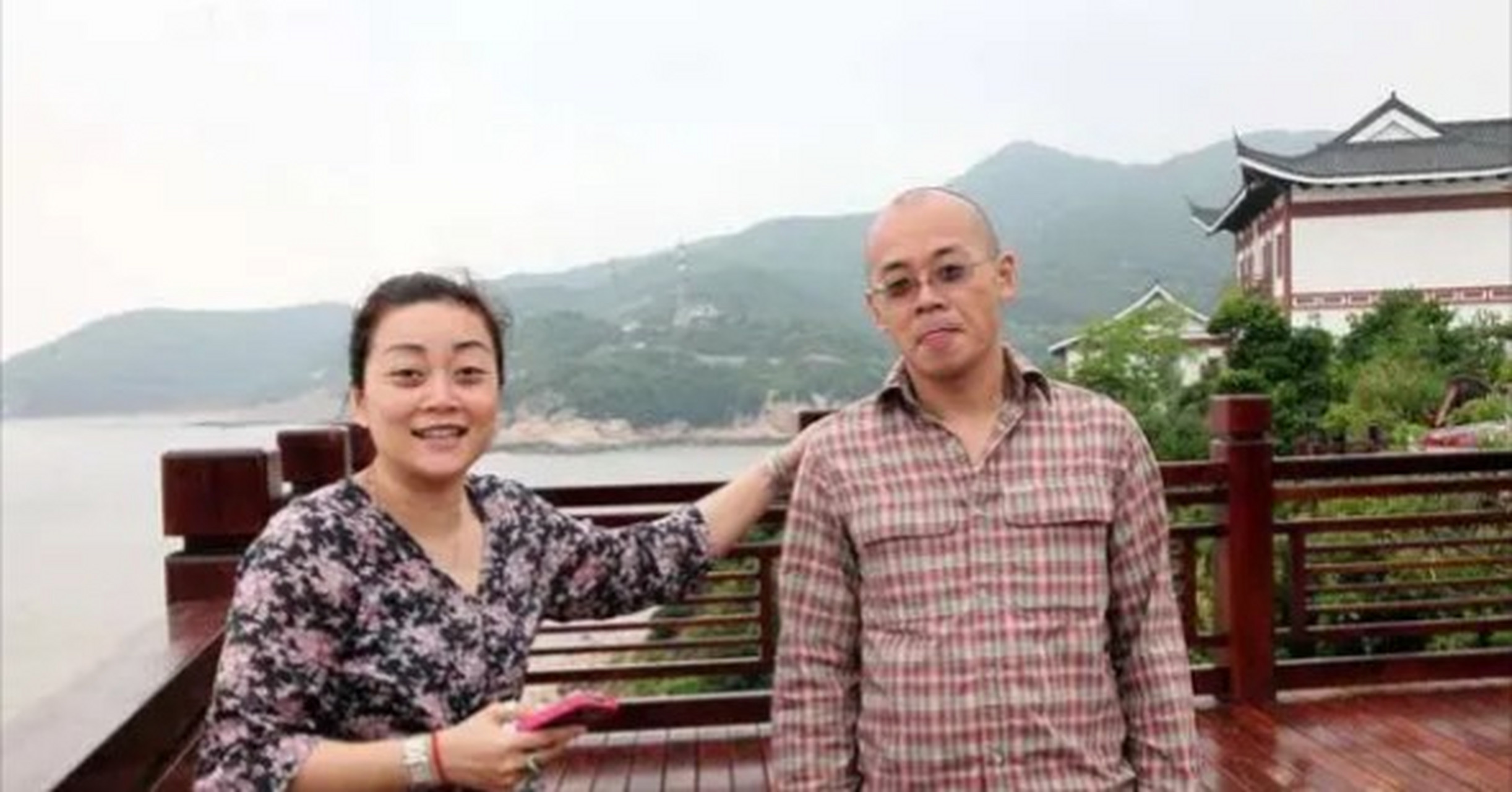 当年,曹德旺的女儿曹艳萍带男友叶舒回家见父母时,曹德旺一看这小伙子