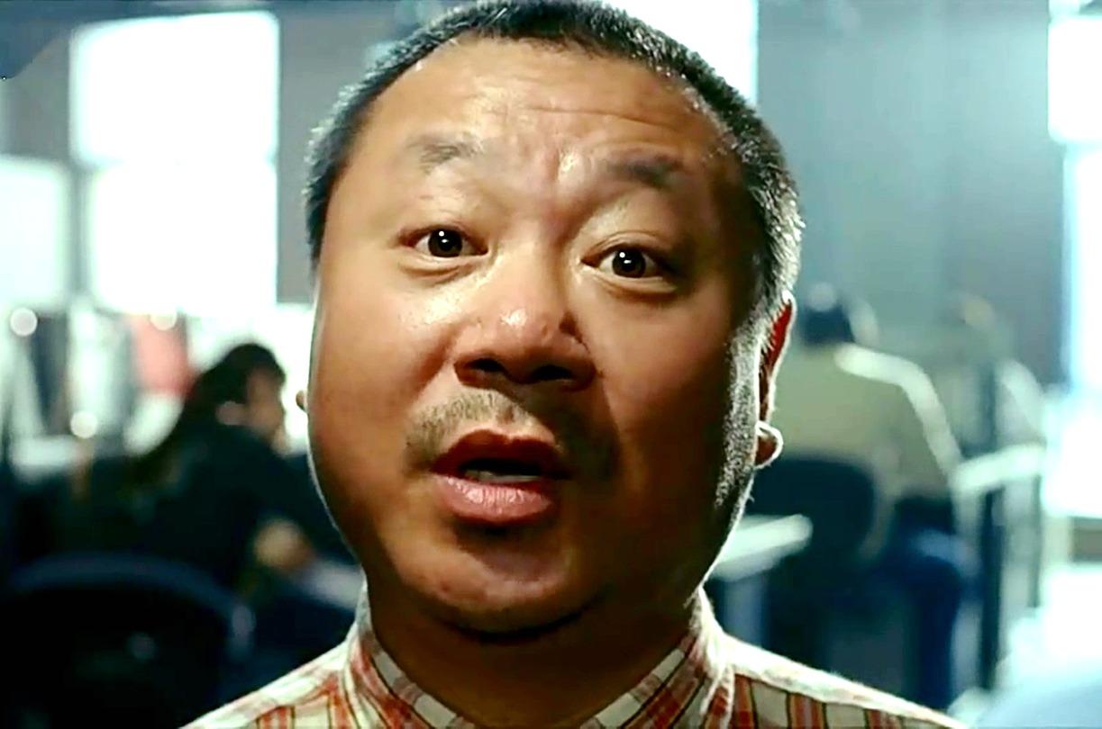 范伟《断桥》不好笑,悬疑片,王俊凯饰演修车工:谁是凶手?