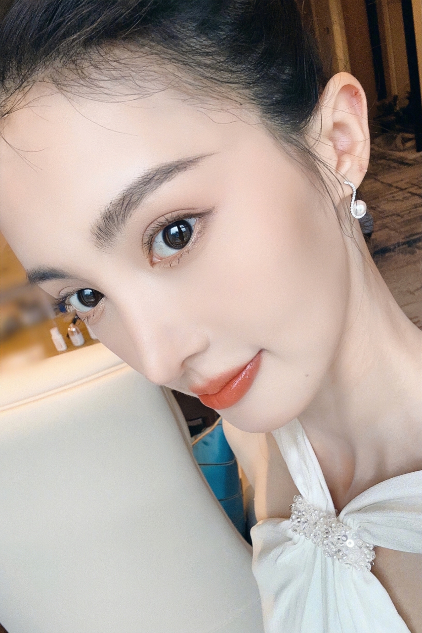 1990年33岁的山东济南女孩; 2023年《孤注一掷》又火了.