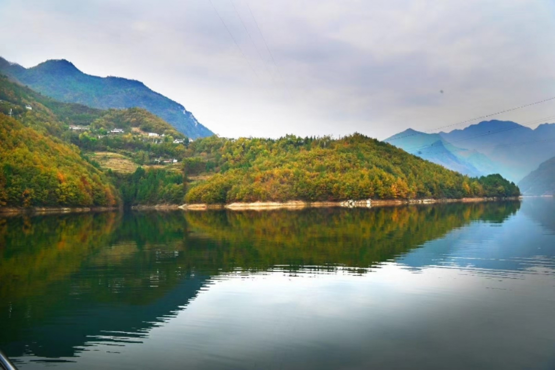 四川白龙湖水库图片