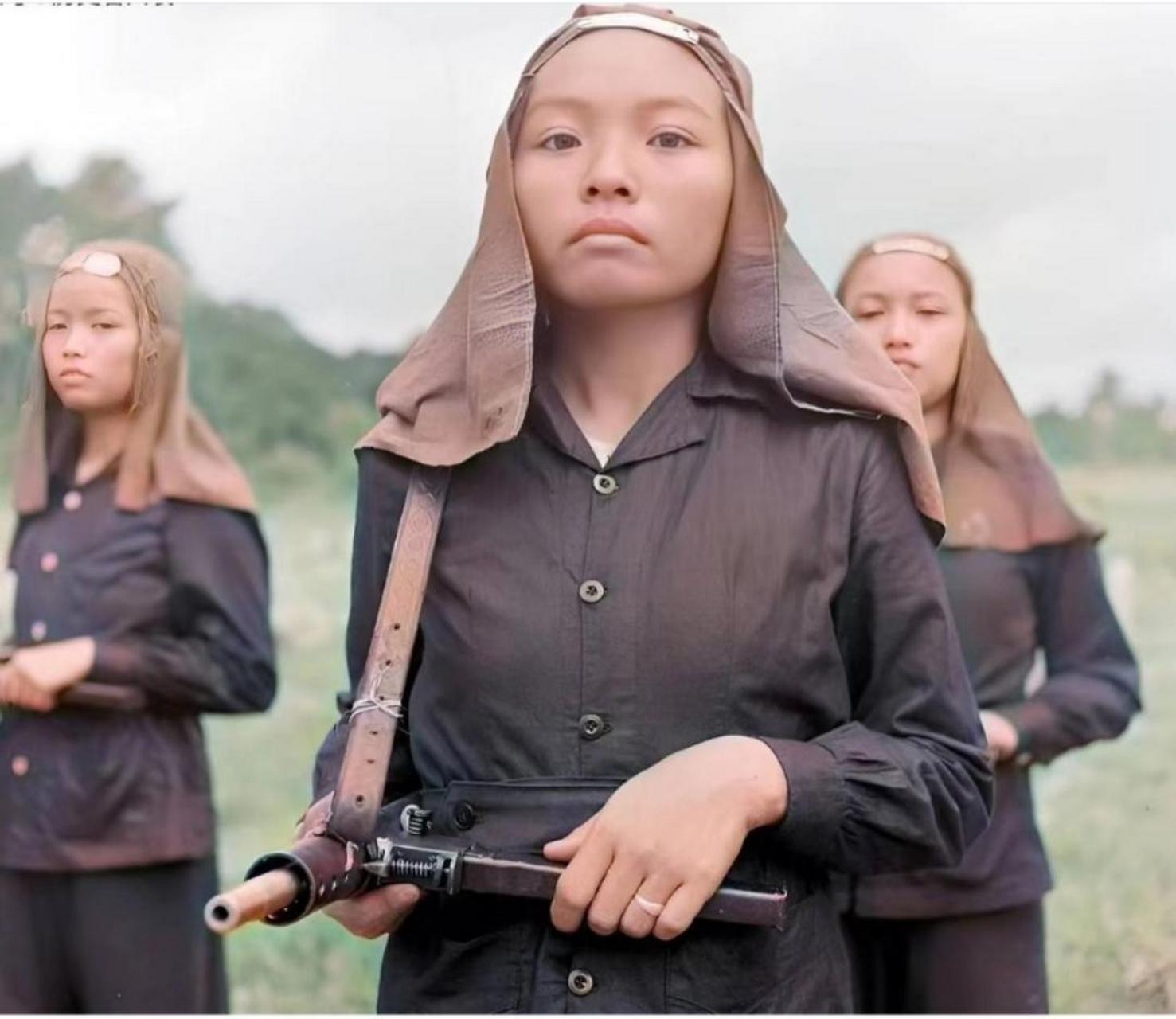 1948年,越南女民兵.