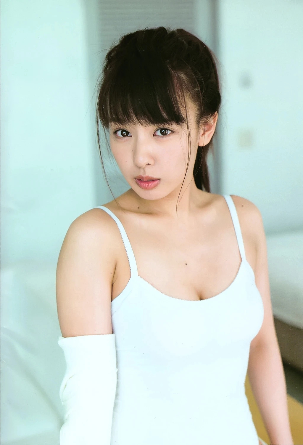 山田菜菜写真集